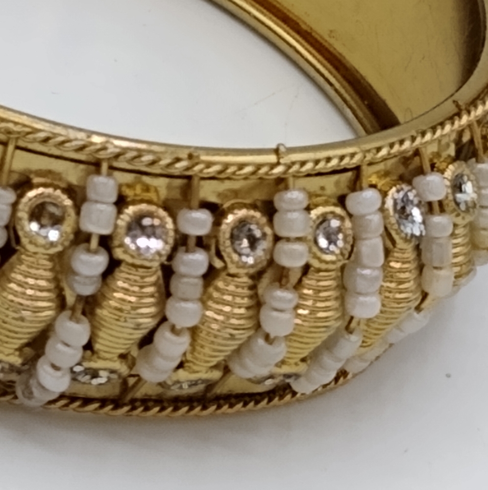Wire Wrapped Wide Chunky Gold tone Beaded Wire Rhinestone Bangle Vintage - Picture 6 of 10